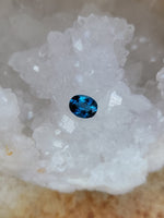 Load image into Gallery viewer, London Blue Topaz 2.28 CT Royal Blue Oval Cut
