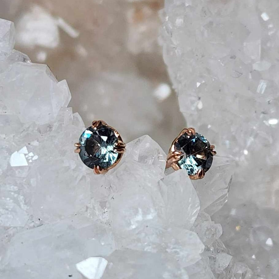 Medium Navy Blue Montana Sapphire Crystal Earrings – Dames a la Mode