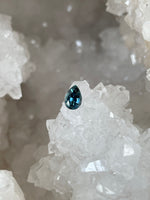 Load image into Gallery viewer, Montana Sapphire 1.07 CT Teal Pear Cut
