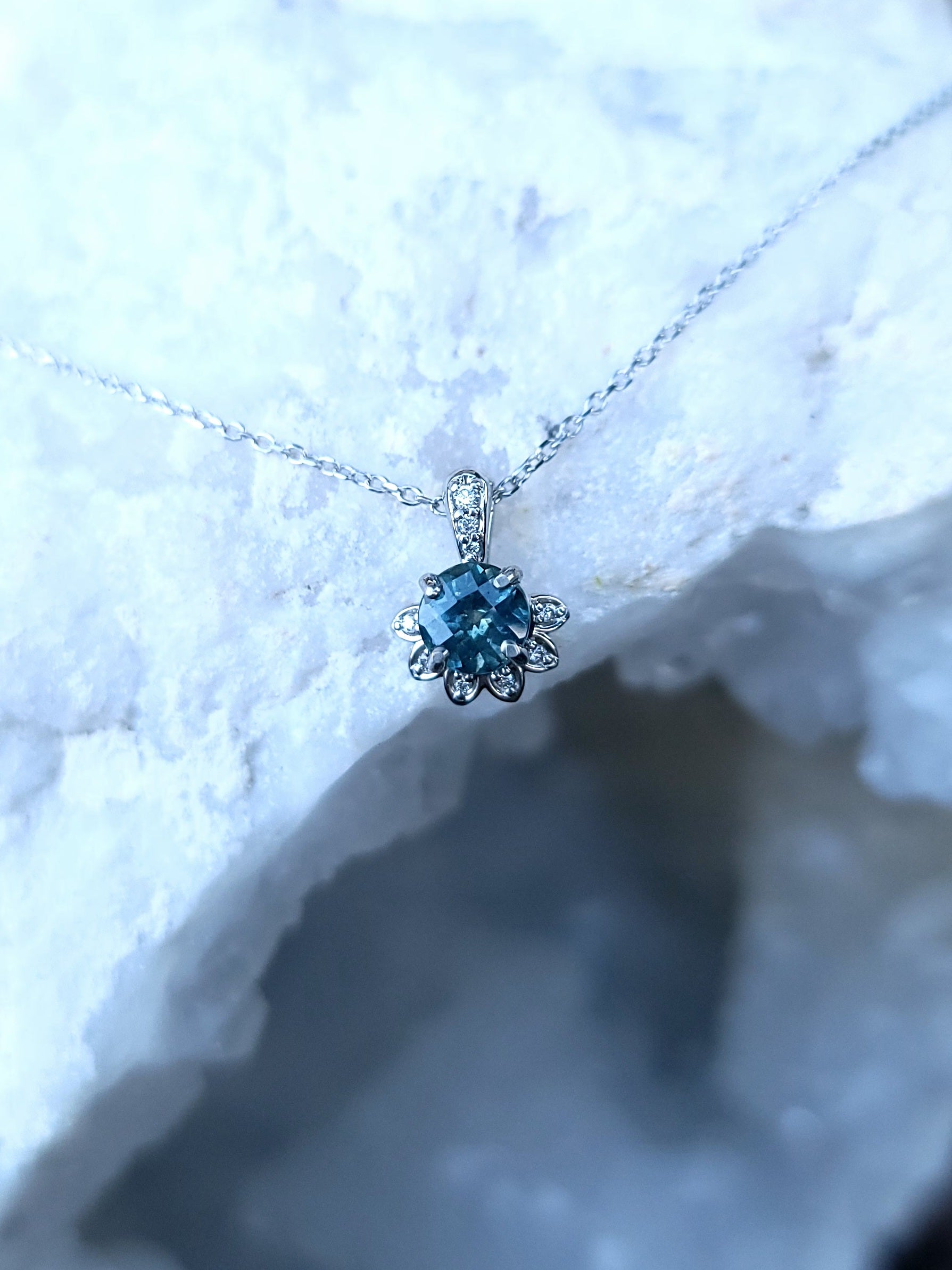 Pendant - Montana Sapphire .74 CT Teal Checkerboard Round Cut set in 14k White Gold Diamond Solitaire Flower