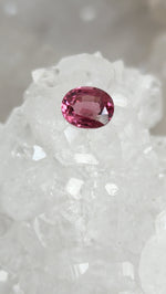 Load image into Gallery viewer, Spinel .86 Hot Pink Oval Cut
