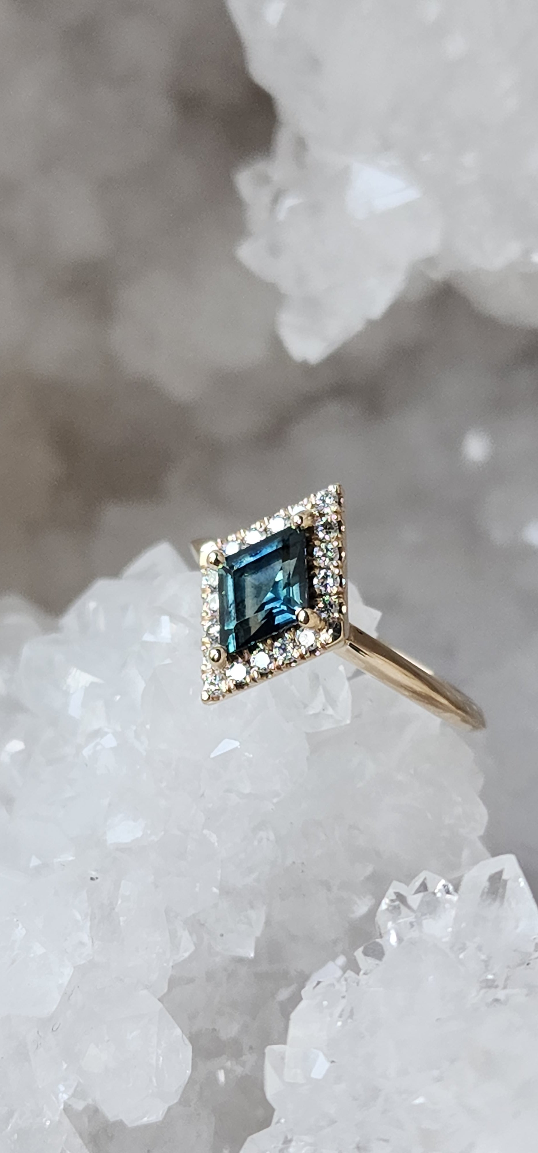Ring - .95 CT Montana Sapphire Teal Lozenge Cut with Halo Design in 14k Yellow Gold