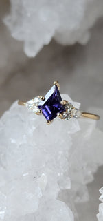 Load image into Gallery viewer, Ring - 1.04 CT Purple Kite Cut Umba Sapphire with Lab Grown Accent Diamonds in 14K yellow Gold
