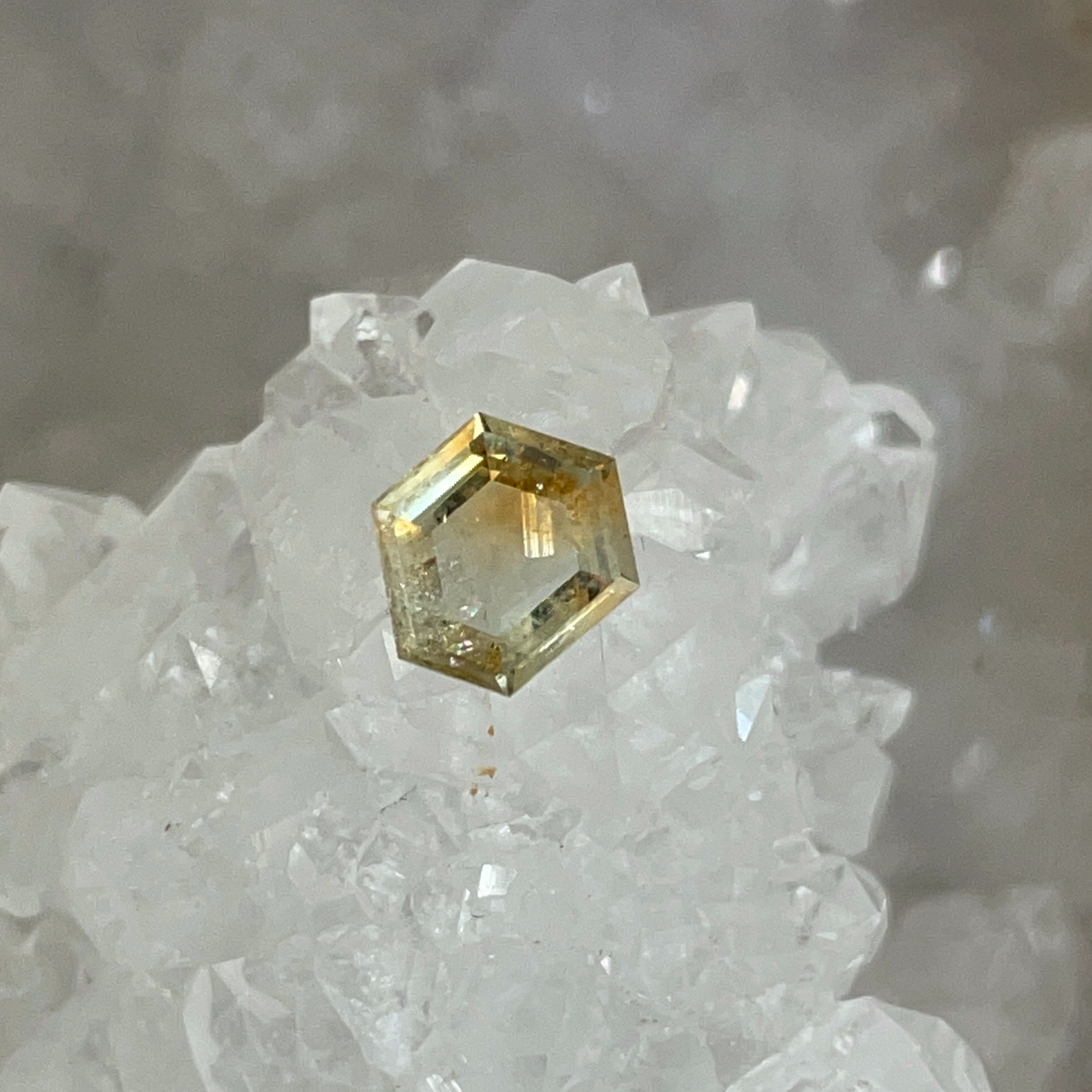 Montana Sapphire 1.17 CT Yellow and Gold Freestyle Hexagon Cut