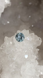 Load image into Gallery viewer, Montana Sapphire Light Blueish Gray Round Cut 1.0 Carat
