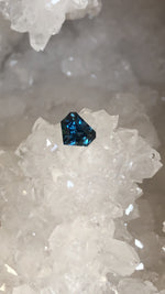 Load image into Gallery viewer, Madagascar Sapphire 1.36 CT Blue Green Shield Cut
